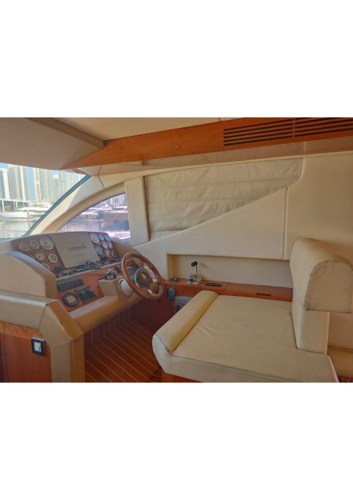 44ft MAJESTY_page-0014