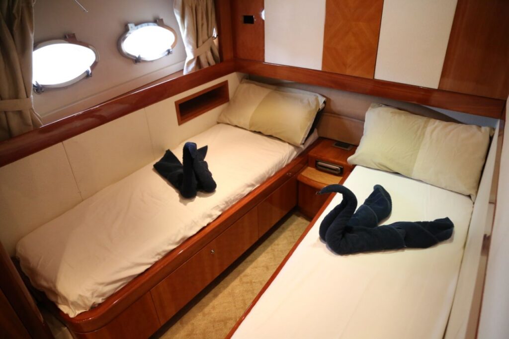 56ft-yacht-16